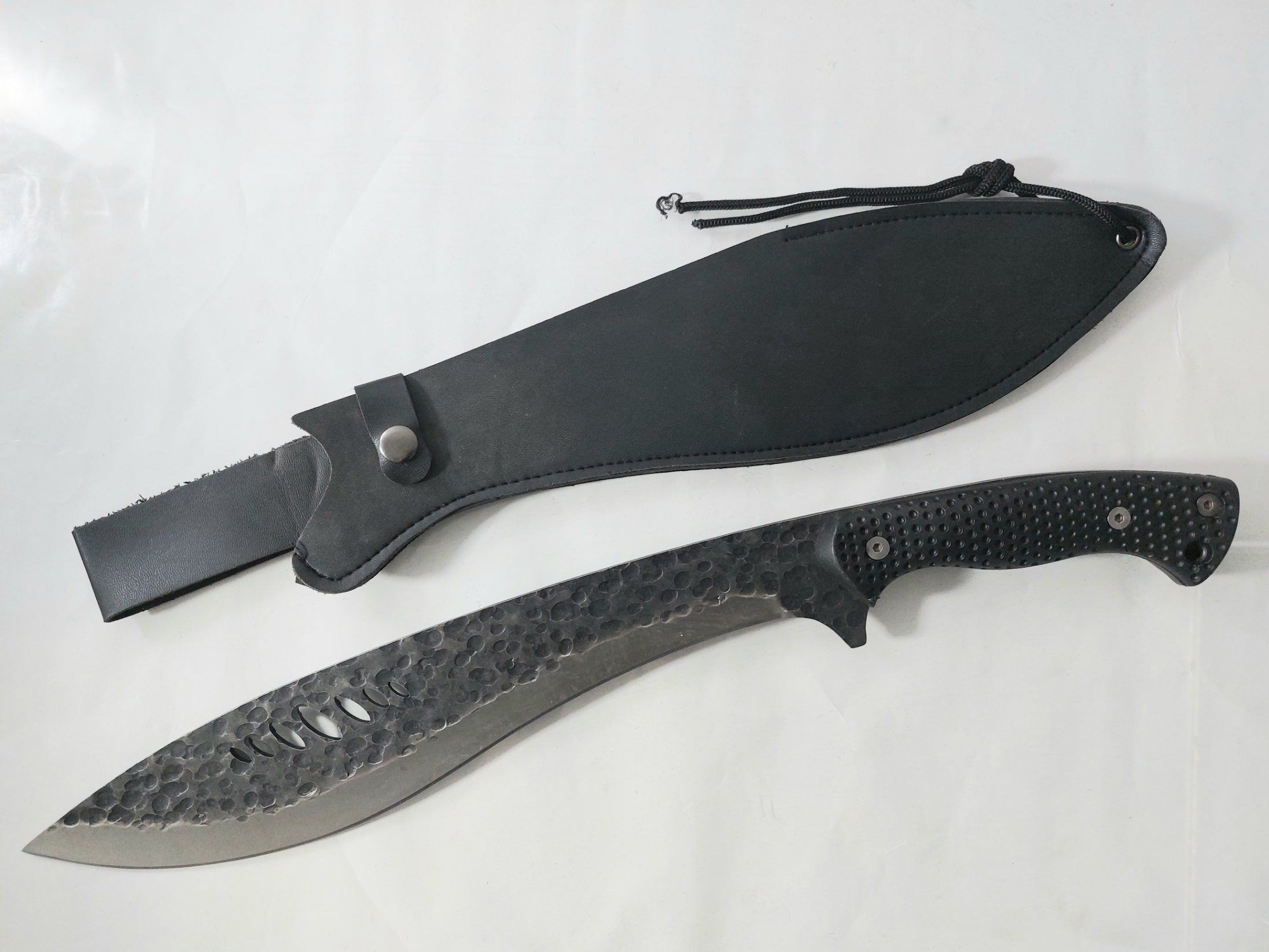 Непалско ръчно ковано кукри масивно и тежко фултанг с G10 дръжка