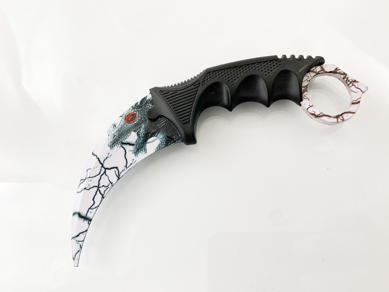 CS GO - karambit WHITE dragon SKIN карамбит тренировъчен незаточен