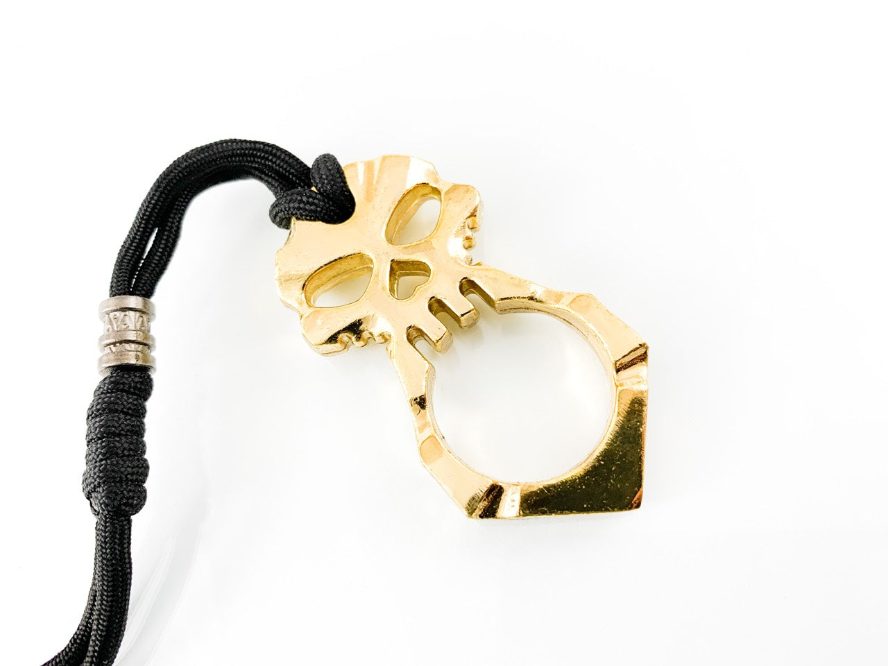 Бокс тип ключодържател златен цвят за носене на пръст