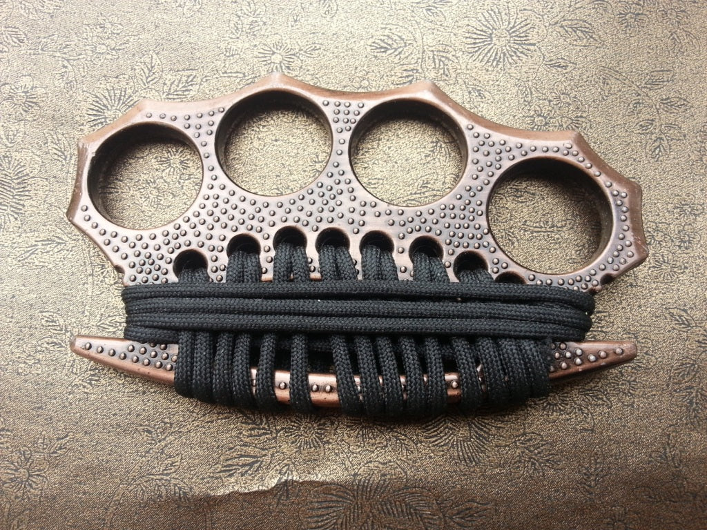 Тежък масивен бокс от медицинска стомана за самозащита